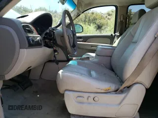 2007 Chevrolet Tahoe LT with VIN 1GNFK13027R350264, listed as a Copart auction lot 61235235 with 240,721 mi miles and Salvage title. Bid and sale history available at DreamBid. Image 7.
