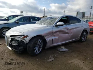 2019 Alfa Romeo Giulia Sport with VIN ZARFAMANXK7609508, listed as a Copart auction lot 66820202 with 28,134 mi miles. Bid and sale history available at carsss.com. Image 1.