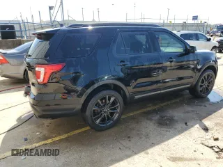 2018 Ford Explorer XLT with VIN 1FM5K8DHXJGC40157, listed as a Copart auction lot 51844945 with 137,476 mi miles and Salvage title. Bid and sale history available at DreamBid. Image 3.