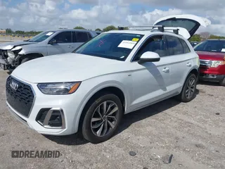 2023 Audi Q5 S line Premium Plus z VIN WA1EAAFY7P2111157, wystawiony jako IAAI lot #41953269 z przebiegiem 14 311 mil mil oraz . Historia ofert i sprzedaży dostępna na DreamBid. Obrazek 2.