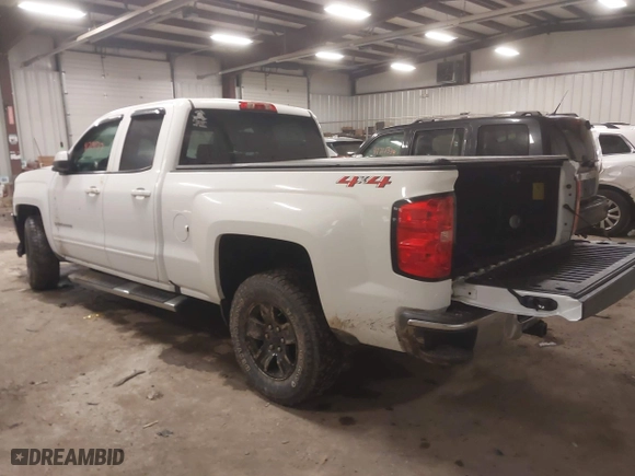 2018 Chevrolet Silverado 1500 LT with VIN 2GCVKREC6J1109169, listed as a IAAI auction lot 41729537 with 76,380 mi miles. Bid and sale history available at carsss.com. Image 3.