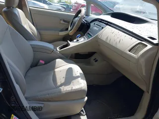 2011 Toyota Prius I with VIN JTDKN3DU4B5325944, listed as a IAAI auction lot 42028437 with 181,453 mi miles. Bid and sale history available at carsss.com. Image 5.