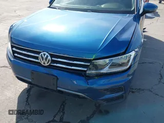 2018 Volkswagen Tiguan SEL with VIN 3VV2B7AX9JM204108, listed as a IAAI auction lot 42504747 with 87,379 mi miles and . Bid and sale history available at DreamBid. Image 6.