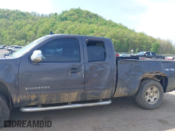 2011 Chevrolet Silverado 1500 LT with VIN 1GCRKSE34BZ103517, listed as a IAAI auction lot 42159755 with 283,117 mi miles and . Bid and sale history available at DreamBid. Image 14.