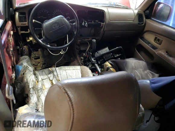 1996 Toyota 4Runner SR5 z VIN JT3HN86R4T0046920, wystawiony jako Copart lot #55477335 z przebiegiem 324 549 mil mil oraz Czysty tytuł • Clean title. Historia ofert i sprzedaży dostępna na DreamBid. Obrazek 8.