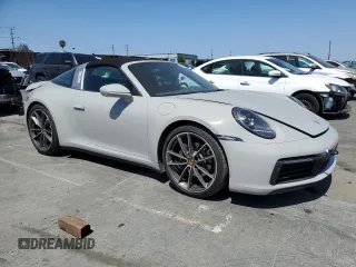 2022 Porsche 911 4 with VIN WP0BA2A90NS226162, listed as a Copart auction lot 55085454 with 13,497 mi miles and Salvage Title. Bid and sale history available at carsss.com. Image 4.
