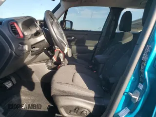 2022 Jeep Renegade Trailhawk with VIN ZACNJDC11NPN50059, listed as a Copart auction lot 43249915 with 32,494 mi miles and Salvage Title. Bid and sale history available at DreamBid. Image 7.