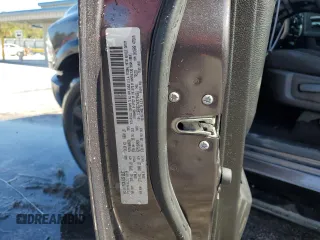 2019 Ram 1500 Warlock z VIN 1C6RR6GTXKS724261, wystawiony jako Copart lot #42770125 z przebiegiem 70 497 mil mil oraz Szkoda całkowita • Salvage title. Historia ofert i sprzedaży dostępna na DreamBid. Obrazek 13.