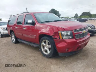 2013 Chevrolet Suburban LS with VIN 1GNSCHE03DR377163, listed as a IAAI auction lot 41871106 with 192,032 mi miles. Bid and sale history available at carsss.com. Image 1.