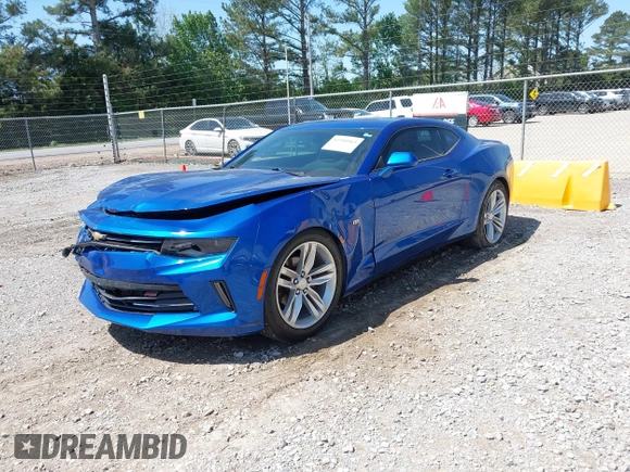 2018 Chevrolet Camaro 1LT z VIN 1G1FB1RS5J0101768, wystawiony jako IAAI lot #41990965 z przebiegiem 82 492 mil mil oraz . Historia ofert i sprzedaży dostępna na DreamBid. Obrazek 17.