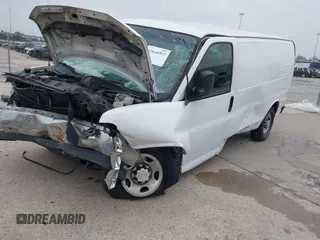 2018 Chevrolet Express Cargo Van with VIN 1GCWGAFG3J1905280, listed as a IAAI auction lot 41610303 with 262,115 mi miles. Bid and sale history available at carsss.com. Image 21.