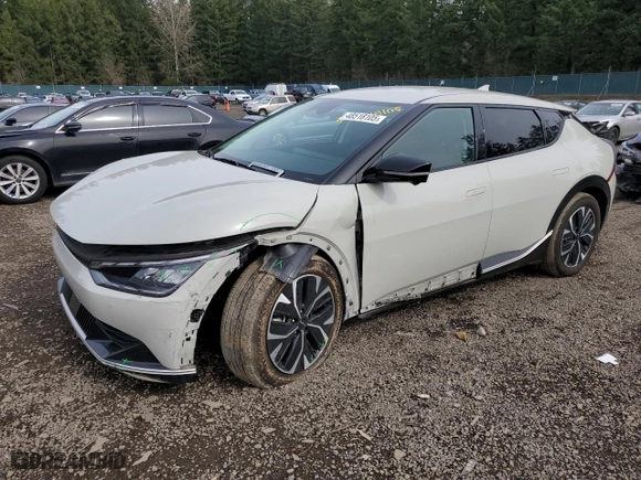 2022 Kia EV6 Wind with VIN KNDC3DLC6N5069223, listed as a Copart auction lot 48518105 with 39,896 mi miles and Salvage Title. Bid and sale history available at carsss.com. Image 1.