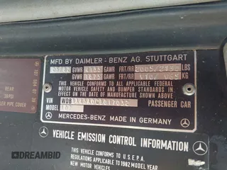 1982 Mercedes-Benz 380 SL z VIN WDBBA45A0CB017032, wystawiony jako IAAI lot #42461326 z przebiegiem 153 044 mil mil oraz . Historia ofert i sprzedaży dostępna na DreamBid. Obrazek 9.