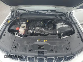 2023 Jeep Grand Cherokee Limited z VIN 1C4RJKBG7P8781671, wystawiony jako Copart lot #49783005 z przebiegiem 24 403 mil mil oraz Szkoda całkowita • Salvage title. Historia ofert i sprzedaży dostępna na DreamBid. Obrazek 14.