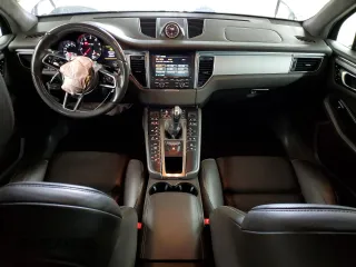 2015 Porsche Macan Turbo z VIN WP1AF2A58FLB90256, wystawiony jako Copart lot #52636165 z przebiegiem 88 325 mil mil oraz Szkoda całkowita • Salvage title. Historia ofert i sprzedaży dostępna na DreamBid. Obrazek 8.