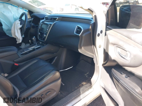 2020 Nissan Murano SL z VIN 5N1AZ2CJ9LN130579, wystawiony jako IAAI lot #41044073 z przebiegiem 74 981 mil mil oraz . Historia ofert i sprzedaży dostępna na DreamBid. Obrazek 5.