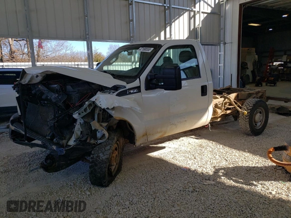 2012 Ford F-350 XL with VIN 1FTRF3B61CEC11465, listed as a Copart auction lot 47188555 with 182,941 mi miles and Salvage title. Bid and sale history available at DreamBid. Image 1.