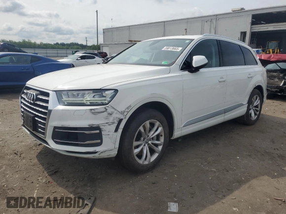 2019 Audi Q7 Premium Plus with VIN WA1LAAF75KD038821, listed as a Copart auction lot 59813665 with 61,889 mi miles and Salvage title. Bid and sale history available at DreamBid. Image 1.