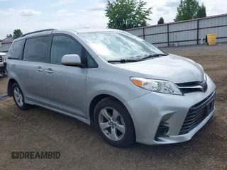 2019 Toyota Sienna LE Auto Access Seat z VIN 5TDKZ3DC6KS003490, wystawiony jako IAAI lot #42554949 z przebiegiem 59 989 mil mil oraz . Historia ofert i sprzedaży dostępna na DreamBid. Obrazek 1.