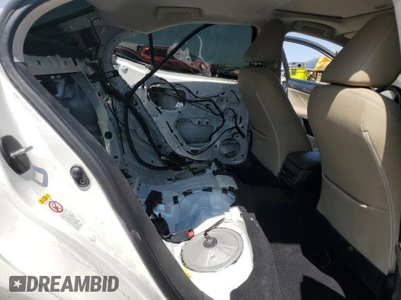 2017 Lexus IS 200t с VIN JTHBA1D29H5041103, выставлен на аукционе Copart как лот 61836885 с пробегом 38 327 миль миль и Списание • Salvage title. История ставок и продаж доступна на DreamBid. Изображение 10.