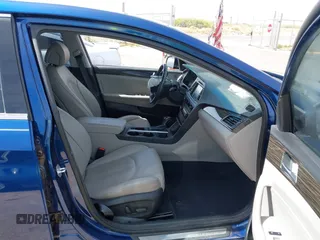 2015 Hyundai Sonata Limited with VIN 5NPE34AF1FH037271, listed as a IAAI auction lot 42060612 with 51,363 mi miles and . Bid and sale history available at carsss.com. Image 5.