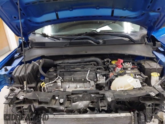 2019 Jeep Compass Sport with VIN 3C4NJCAB6KT649781, listed as a IAAI auction lot 41908611 with 117,479 mi miles and . Bid and sale history available at DreamBid. Image 10.
