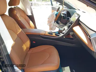 2019 Toyota Avalon XLE z VIN 4T1BZ1FB7KU028110, wystawiony jako IAAI lot #42337287 z przebiegiem 15 478 mil mil oraz . Historia ofert i sprzedaży dostępna na DreamBid. Obrazek 5.