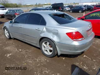 2006 Acura RL with VIN JH4KB16576C009442, listed as a IAAI auction lot 41945210 with 204,346 mi miles and . Bid and sale history available at DreamBid. Image 3.