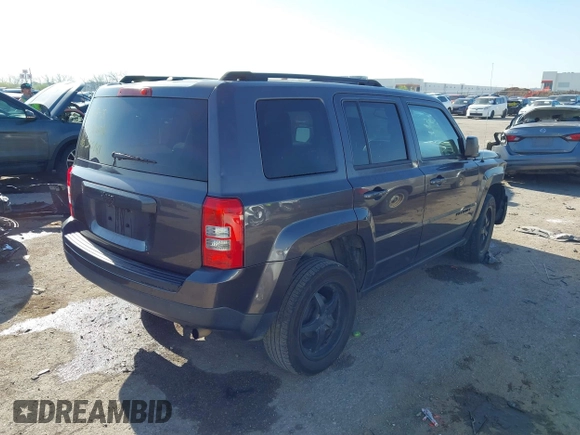 2015 Jeep Patriot Sport with VIN 1C4NJPBB5FD429467, listed as a IAAI auction lot 41972930 with 224,590 mi miles and . Bid and sale history available at carsss.com. Image 4.