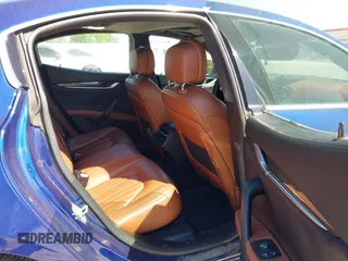2015 Maserati Ghibli S Q4 z VIN ZAM57RTA1F1144312, wystawiony jako IAAI lot #42336740 z przebiegiem 64 897 mil mil oraz . Historia ofert i sprzedaży dostępna na DreamBid. Obrazek 8.