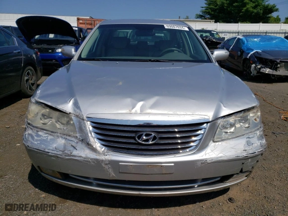 2009 Hyundai Azera Limited with VIN KMHFC46F69A341331, listed as a Copart auction lot 69087034 with 145,861 mi miles and Salvage Title. Bid and sale history available at carsss.com. Image 5.