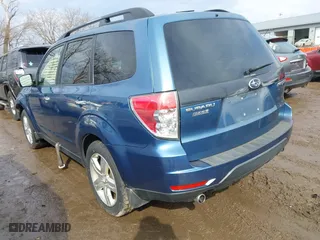 2009 Subaru Forester (Natl) X w/Premium Pkg with VIN JF2SH63609H791408, listed as a IAAI auction lot 41661390 with 91,867 mi miles. Bid and sale history available at carsss.com. Image 3.
