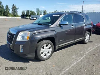 2013 GMC Terrain SLT z VIN 2GKFLVE31D6106069, wystawiony jako Copart lot #71612854 z przebiegiem 136 650 mil mil oraz Szkoda całkowita • Salvage title. Historia ofert i sprzedaży dostępna na DreamBid. Obrazek 1.