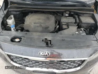 2019 Kia Sedona EX with VIN KNDMB5C15K6556821, listed as a Copart auction lot 46786935 with 101,467 mi miles and Salvage Title. Bid and sale history available at carsss.com. Image 14.