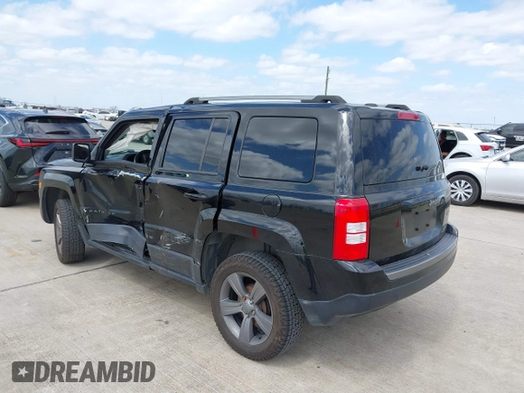 2016 Jeep Patriot Sport with VIN 1C4NJPBA4GD642158, listed as a IAAI auction lot 41784322 with 123,538 mi miles and . Bid and sale history available at DreamBid. Image 3.