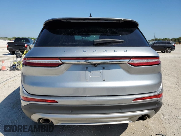 2022 Lincoln Corsair Standard with VIN 5LMCJ1C9XNUL25337, listed as a Copart auction lot 48979155 with 26,811 mi miles and Non repairable. Bid and sale history available at DreamBid. Image 6.