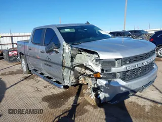 2020 Chevrolet Silverado 1500 Custom with VIN 3GCPWBEH2LG182016, listed as a IAAI auction lot 41364095 with 132,486 mi miles. Bid and sale history available at carsss.com. Image 1.