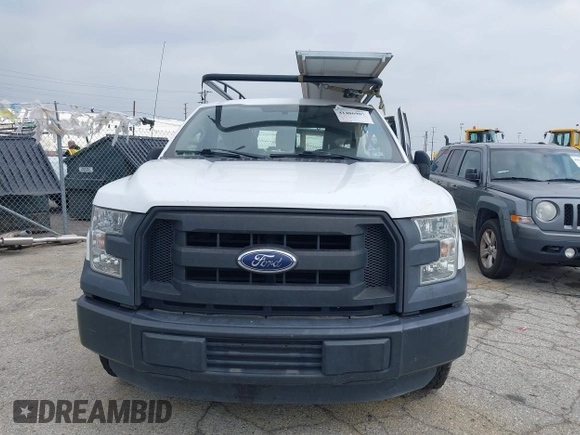 2015 Ford F-150 XL z VIN 1FTEX1C86FKE30797, wystawiony jako IAAI lot #41406907 z przebiegiem 177 541 mil mil oraz . Historia ofert i sprzedaży dostępna na DreamBid. Obrazek 12.