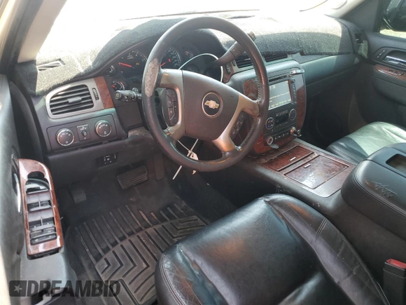 2014 Chevrolet Suburban LTZ with VIN 1GNSKKE76ER176923, listed as a Copart auction lot 64329985 with 246,832 mi miles and Clean title. Bid and sale history available at DreamBid. Image 8.
