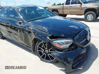 2019 Mercedes-Benz C 300 with VIN 55SWF8DB3KU301934, listed as a IAAI auction lot 42195040 with 58,816 mi miles and . Bid and sale history available at DreamBid. Image 6.