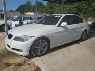 2009 BMW 3 Series 328i with VIN WBAPH73529E126722, listed as a Copart auction lot 58322645 with 189,212 mi miles and Salvage title. Bid and sale history available at DreamBid. Image 1.