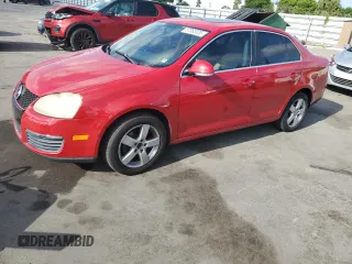 2009 Volkswagen Jetta SE с VIN 3VWRM71K29M072314, выставлен на аукционе Copart как лот 57063035 с пробегом 125 872 миль миль и Списание • Salvage title. История ставок и продаж доступна на DreamBid. Изображение 1.