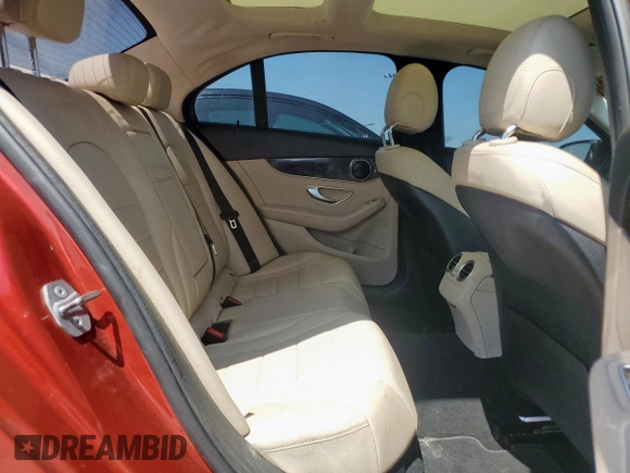 2016 Mercedes-Benz C 300 с VIN 55SWF4JB7GU170995, выставлен на аукционе Copart как лот 60697515 с пробегом 112 895 миль миль и Списание • Salvage title. История ставок и продаж доступна на DreamBid. Изображение 10.
