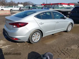 2019 Hyundai Elantra SE with VIN 5NPD74LF0KH466005, listed as a IAAI auction lot 41535177 with 39,385 mi miles and . Bid and sale history available at DreamBid. Image 4.