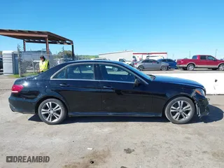 2016 Mercedes-Benz E-Class E 250 BlueTEC Luxury with VIN WDDHF0EB9GB274152, listed as a IAAI auction lot 41714634 with 77,661 mi miles. Bid and sale history available at carsss.com. Image 13.