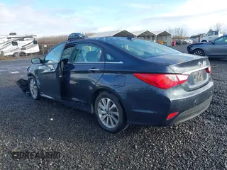 2014 Hyundai Sonata SE with VIN 5NPEC4AC5EH856675, listed as a IAAI auction lot 41785114 with 83,567 mi miles and . Bid and sale history available at DreamBid. Image 3.
