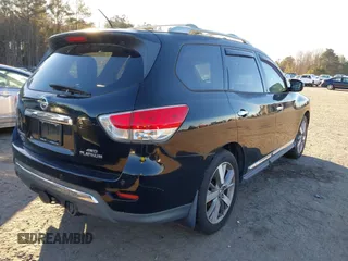 2013 Nissan Pathfinder SV with VIN 5N1AR2MM4DC633829, listed as a IAAI auction lot 41270312 with 170,544 mi miles. Bid and sale history available at carsss.com. Image 4.