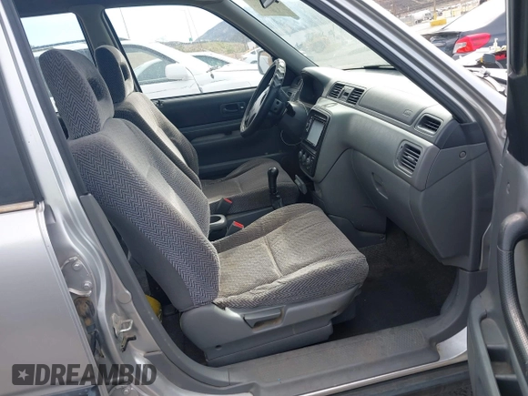 1998 Honda CR-V EX with VIN JHLRD1769WC043595, listed as a IAAI auction lot 41793005 with 234,766 mi miles. Bid and sale history available at carsss.com. Image 5.