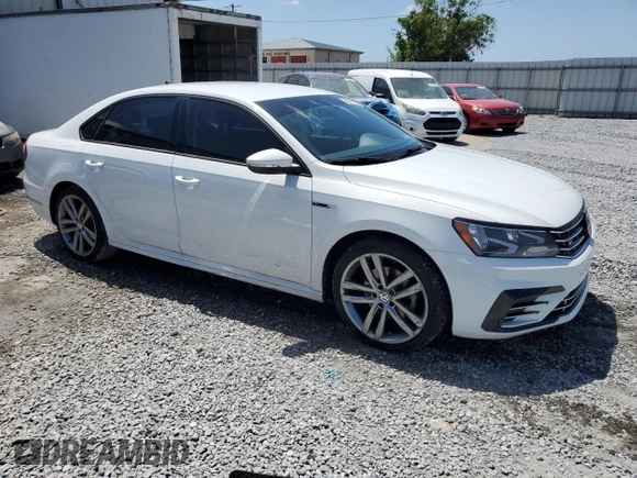 2018 Volkswagen Passat S z VIN 1VWAA7A34JC046737, wystawiony jako Copart lot #54478135 z przebiegiem 70 530 mil mil oraz Nie do naprawy • Non repairable. Historia ofert i sprzedaży dostępna na DreamBid. Obrazek 4.