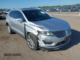 2016 Lincoln MKC Reserve with VIN 5LMCJ3C94GUJ24290, listed as a IAAI auction lot 42264113 with 132,117 mi miles and . Bid and sale history available at DreamBid. Image 1.